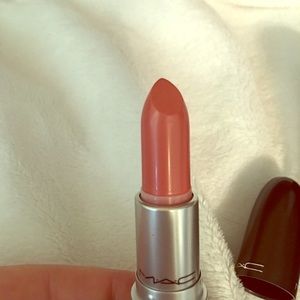 MAC Cremesheen Lipstick Shanghai Spice